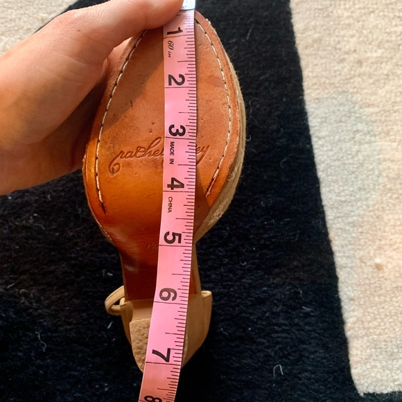 Rachel Comey Heels. Camel with Flowers. Size 7.5. - Picture 5 of 9